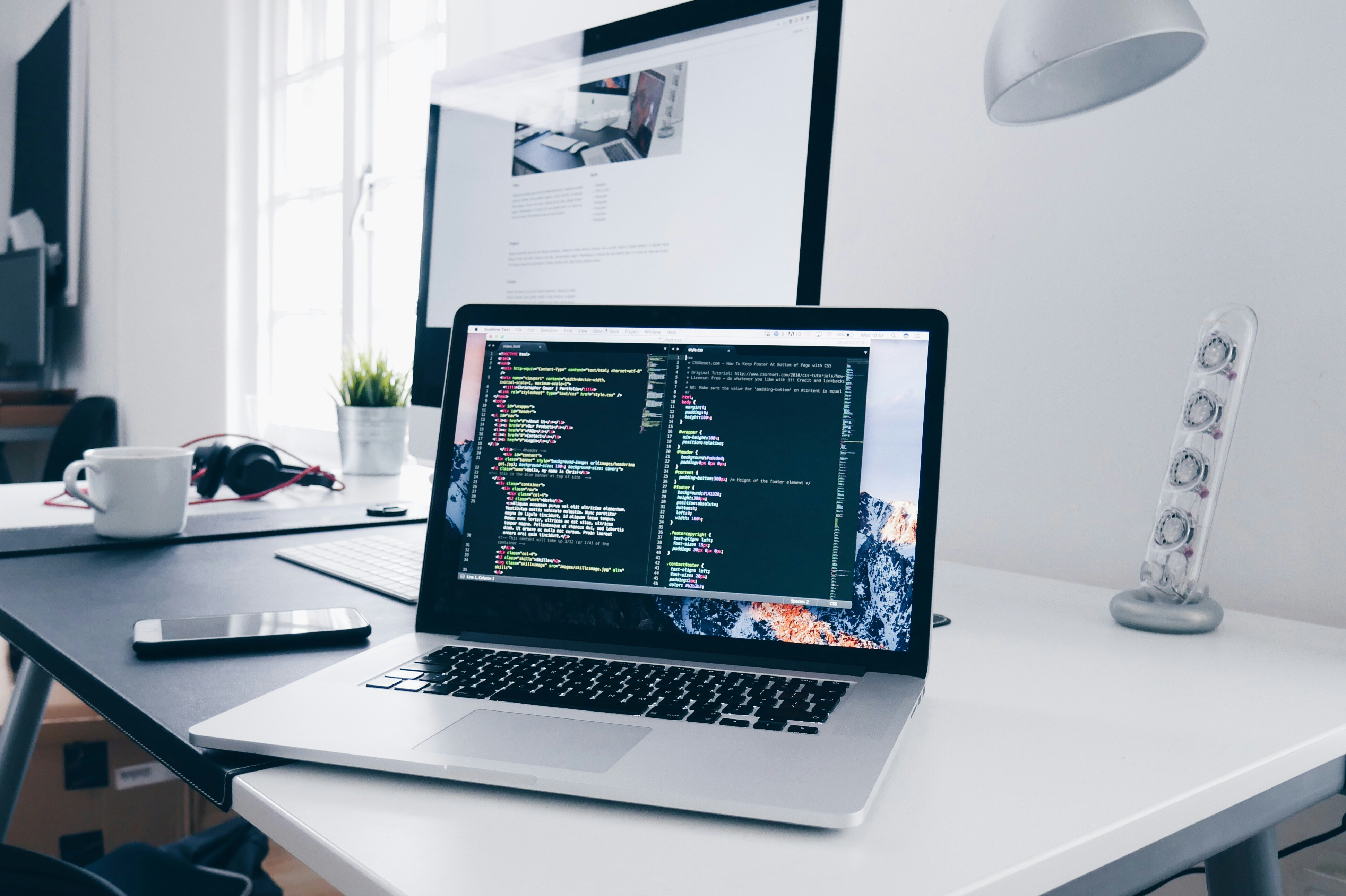 AI Transforming Small Businesses - Blog post about AI impact on small businesses by Upmount development team