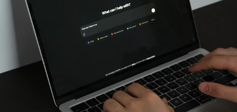 💡 Prompt Engineering: The New Superpower in AI Development By Upmount Pvt Ltd.